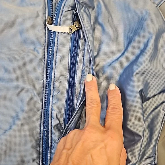 The North Face  light blue primalpft jacket - Picture 6 of 14